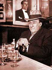 Antonio Machado en el Café de las Salesas, en 1933