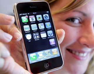 El iPhone llega a Espaa: costar 99 euros pero habr que estar atado a Telefnica dos aos