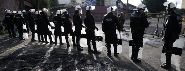 España propone a la UE que retire sus embajadores de Honduras como protesta por el golpe de Estado