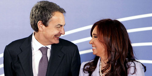 Una investigación judicial sobre la financiación de los Kirchner salpica a Zapatero