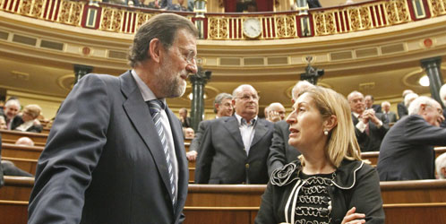 Rajoy estudia reservar a Ana Pastor para un macroministerio de Asuntos Sociales