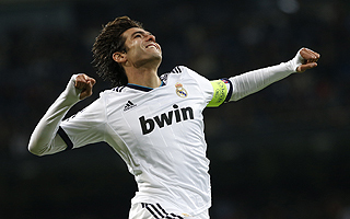 Kaká pasa de estar en venta a ser el salvavidas del Real Madrid en su semana de pasión