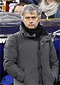 Mourinho sigue sin comunicar a Florentino cuál será su destino