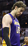 Ginóbili da una lección de baloncesto y lleva a Spurs al triunfo ante los Lakers