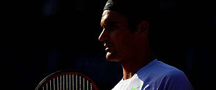 Federer sigue batiendo récords, pero no levanta cabeza en 2013