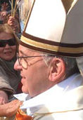 "Nuestros abuelos tenían razón cuando no tiraban la comida que sobraba”, afirma el Papa Francisco