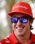 Si Alonso luce gafas<br> de sol, Ferrari sonríe