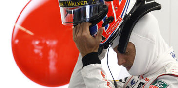 McLaren aburre a sus pilotos