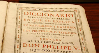 La RAE anuncia el ocaso del diccionario español en papel