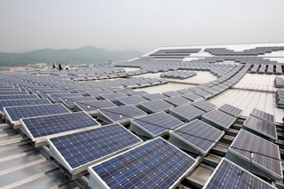 General Electric y la familia Gallardo (Almirall) irrumpen en el sector fotovoltaico espaol