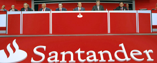 Dos sentencias dan la razn al Santander en el caso de los clips hipotecarios